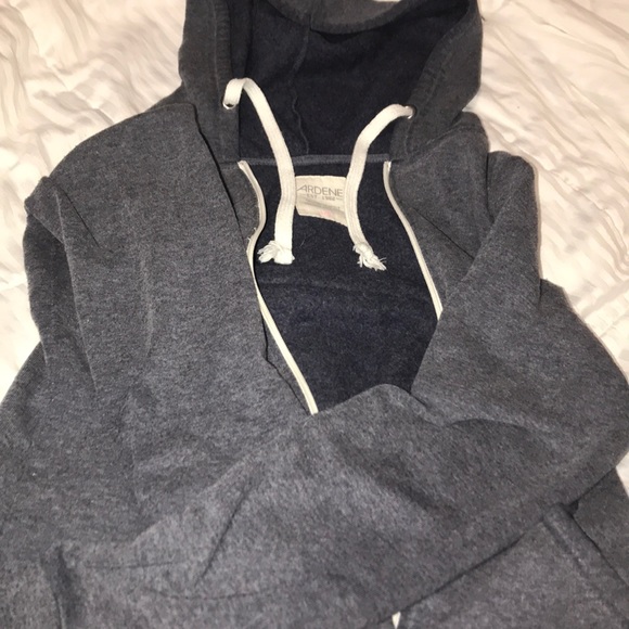 cozy zip hop - Picture 1 of 1